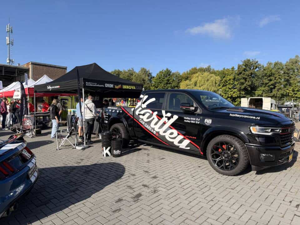 Hartley Car Crew bij het evenement