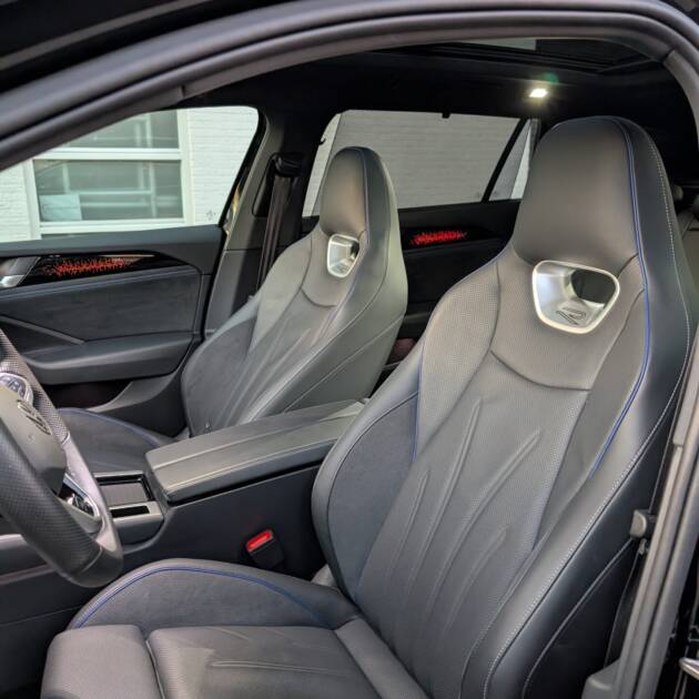 VW Passat R-Line