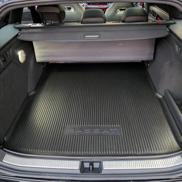VW Passat R-Line